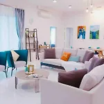 2000Sq Ft Spacious Residence@Imago Mall, Kk